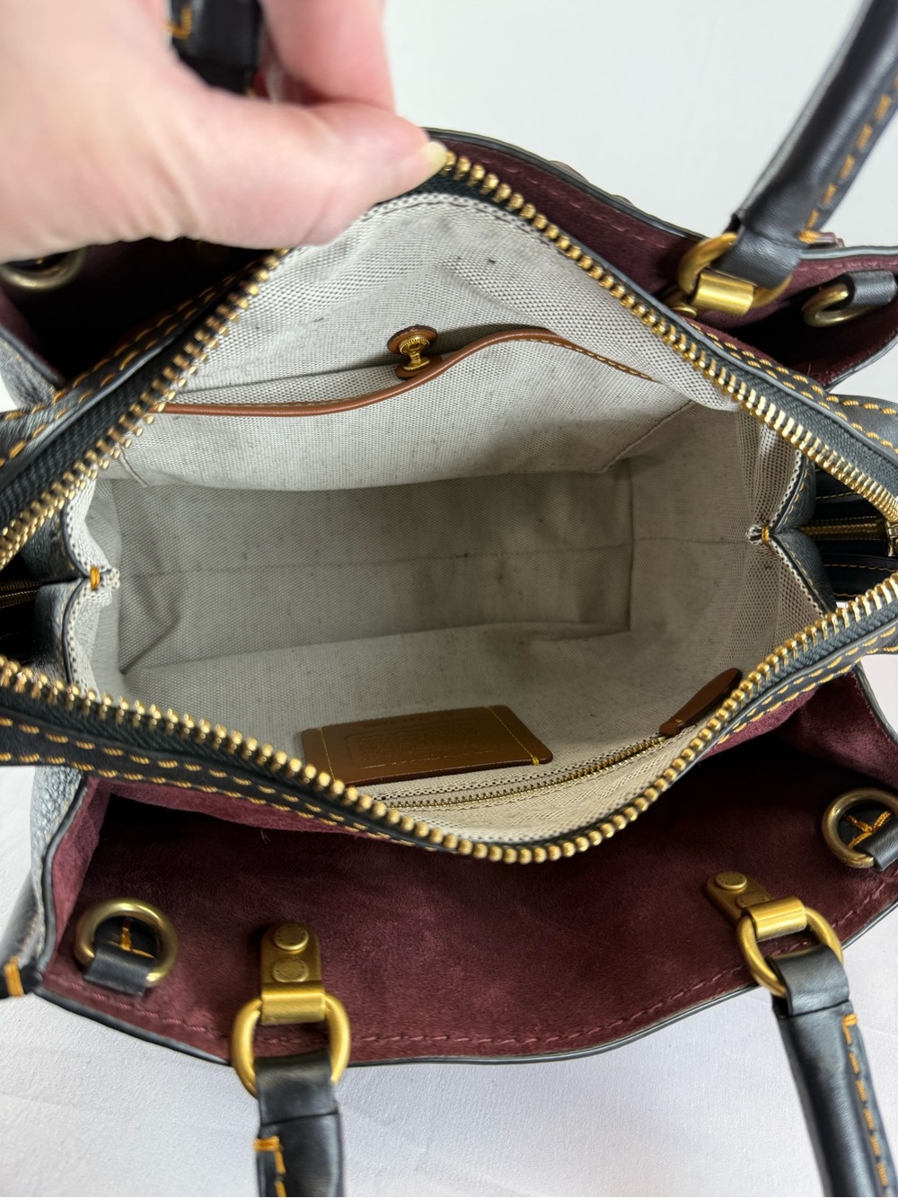 Coach 1941 Rogue Shoulder Bag 25 with Tea Rose Appliqué - Picture 4 of 15